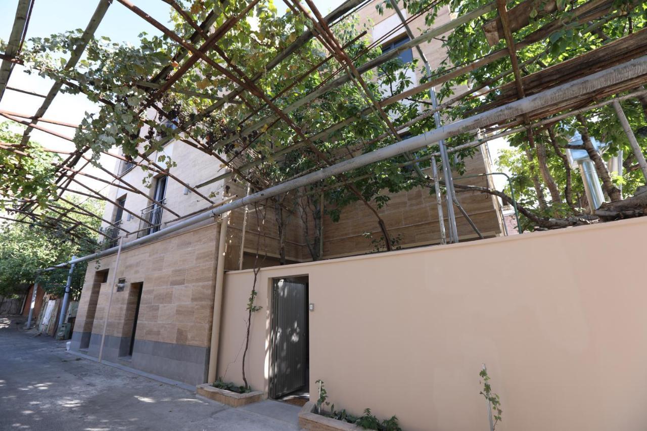 Hotelise I Bells-Of-Ireland Apartment Erevan Exterior foto