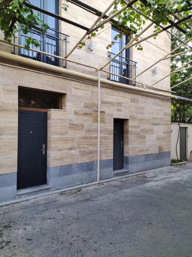 Hotelise I Bells-Of-Ireland Apartment Erevan Exterior foto